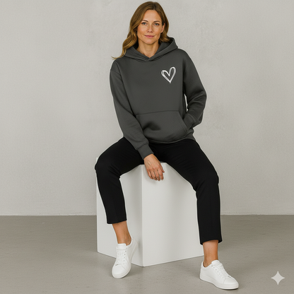 Damen Hoodie mit Herz Print | Lässig & Bequem